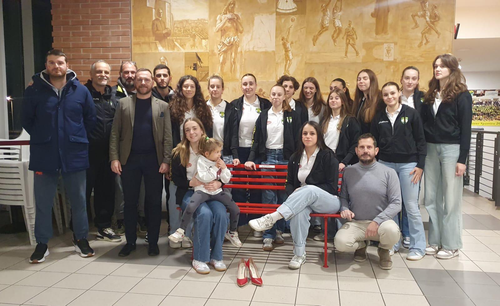 Una panchina contro la violenza