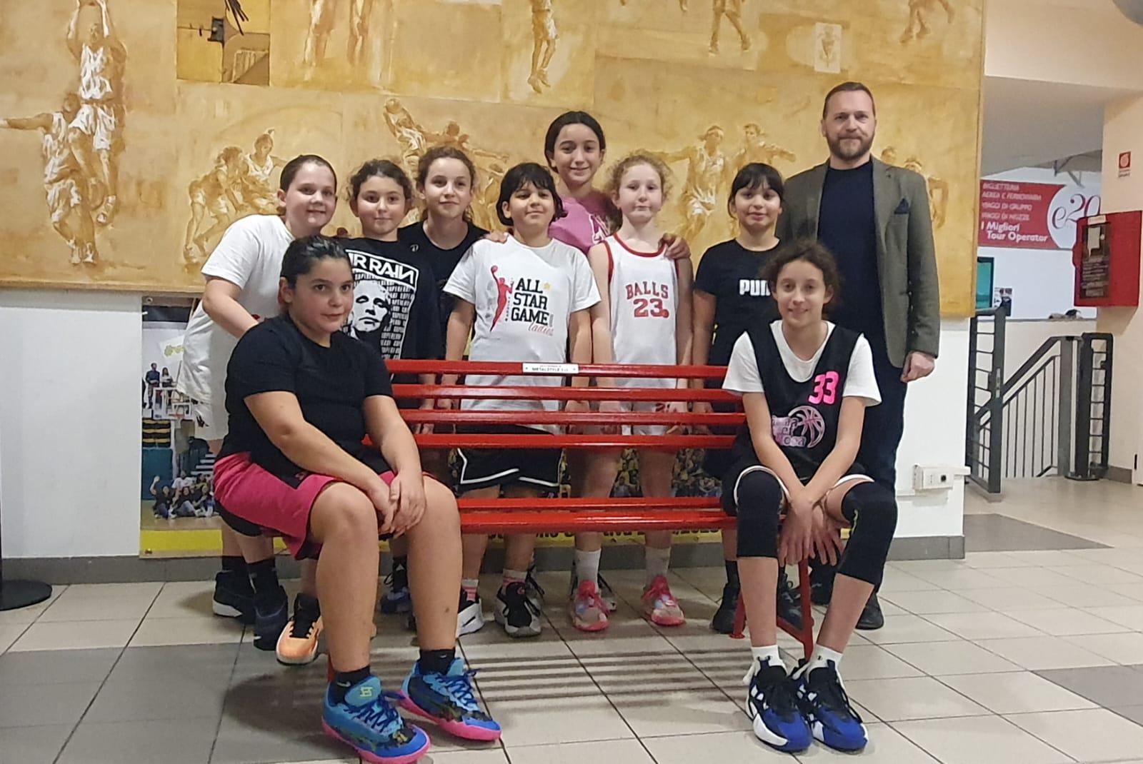 Una panchina contro la violenza