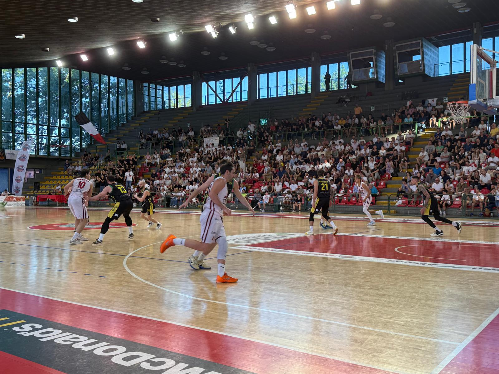 Il Costone a Lucca. Gara 1 semifinale play off