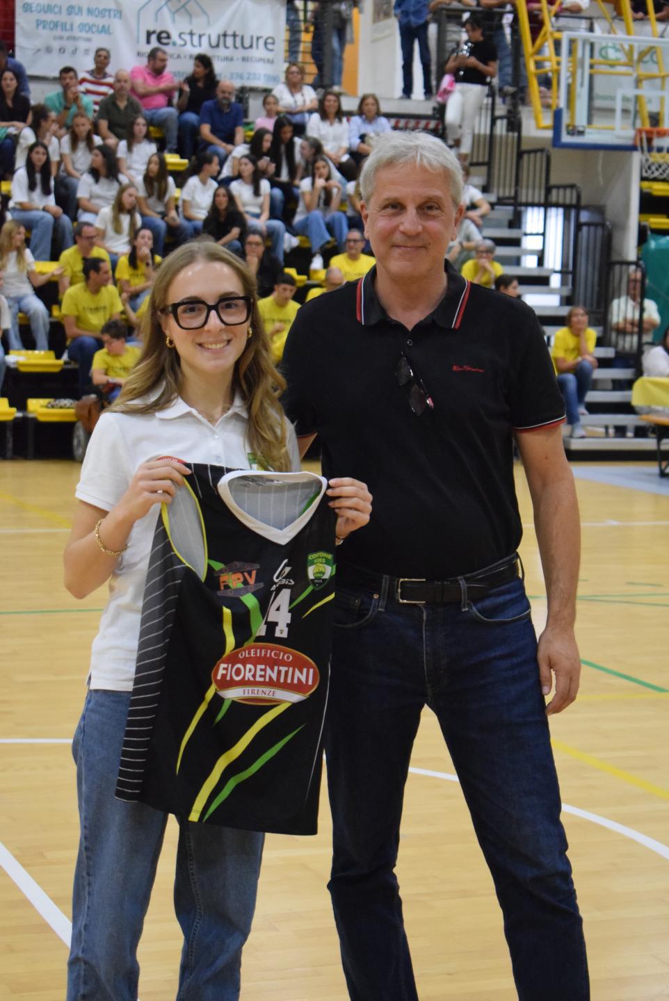Consegna maglie ASD Costone