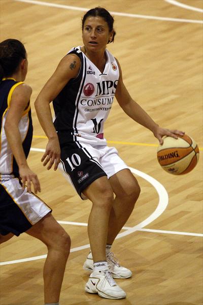 Valentina Petrassi in fase di gioco