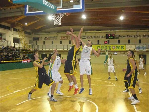 Costone-Piombino Cessel in azione 