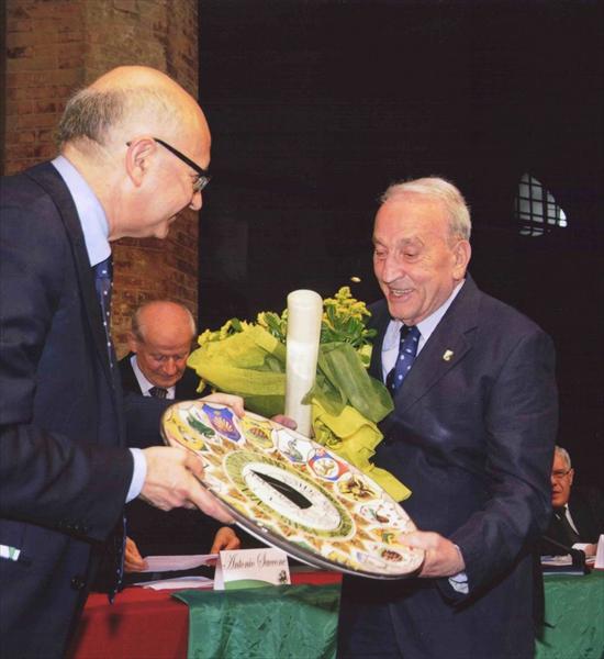 Alessandro Morbidi riceve il premio Città di Siena