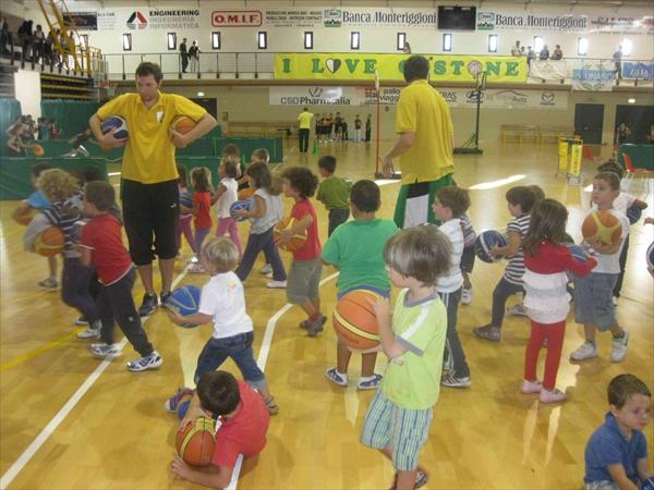 Festa inizio Corsi Minibasket all'Inglese al Costone 