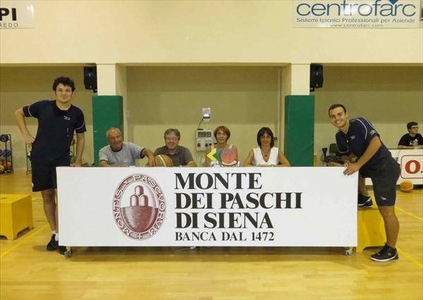 Gli arbitri Minnella e Monciatti e gli ufficiali di campo Cannoni, Zani, Corbini, Paciotti,