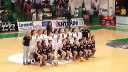 U14F e U17F si presentano al pubblico della Menssana