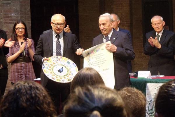 Alessandro Morbidi durante la premiazione