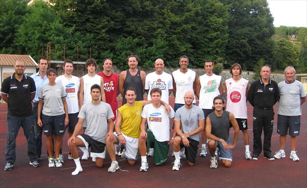 La squadra maschile della Consum.it Costone al Campo Scuola