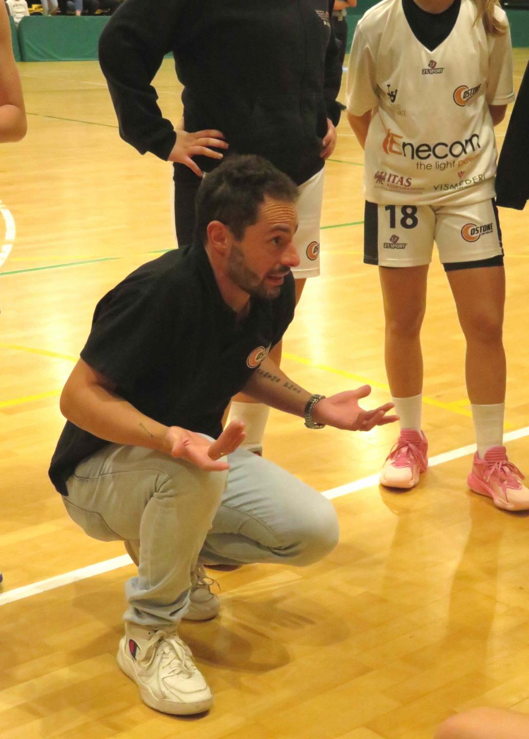 Coach Marco Meoni